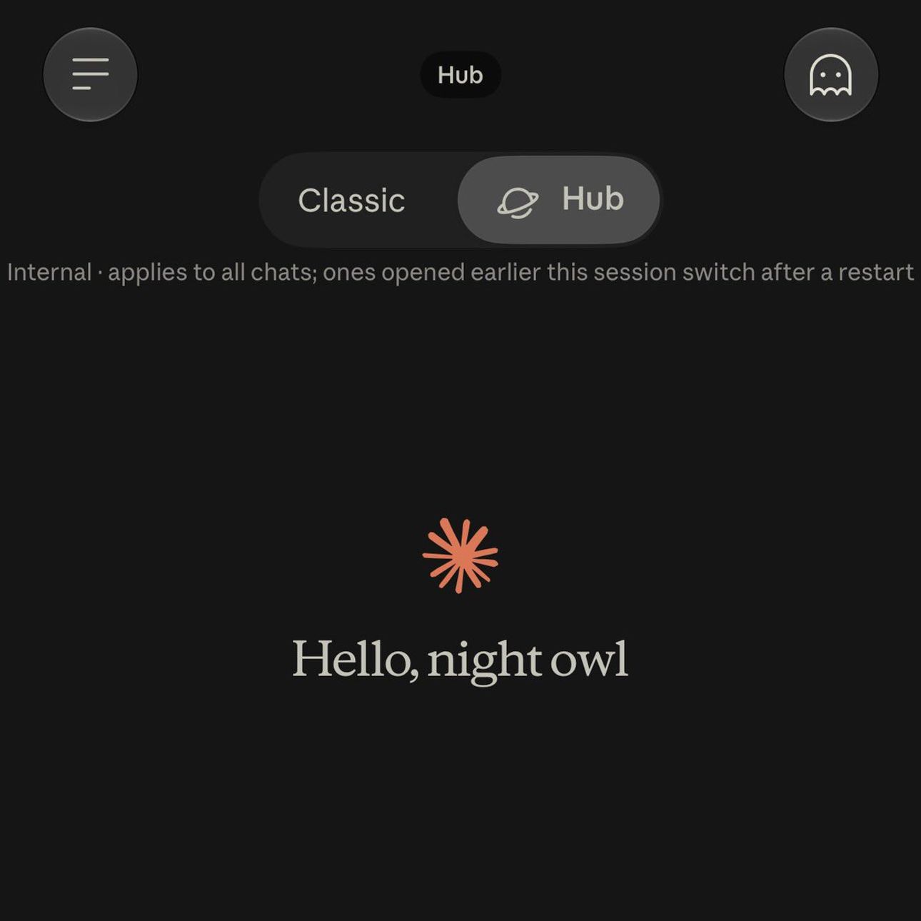 TestingCatalog 8 月 28 日曝光的截图：Claude 应用中的 Classic / Hub 模式切换，Hub 一侧标注 Internal 并说明重启后生效